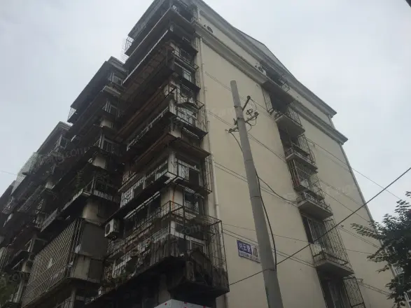 兴云里实景图