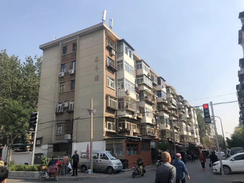 小区相关图